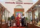 पद्मश्री व जीवनगौरव पुरस्‍कार प्राप्‍त ज्येष्ठ अभिनेत्री नयना आपटे यांची वेंगुर्ला नगरपरिषदेच्‍या स्‍वातंत्र्यवीर सावरकर कलादालनास भेट.