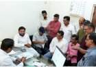 भाजीपाला व फळ विक्रेत्यांना वटपौर्णिमेपर्यंत रस्त्याच्या बाजूला बसण्याची परवानगी द्यावी.   विशाल परब यांनी केली मुख्याधिकाऱ्यांकडे मागणी.