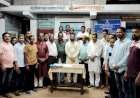 उभादांडा न्यू इंग्लिश स्कूल रस्ता प्रश्नासंदर्भात सावंतवाडीचे माजी नगराध्यक्ष संजू परब व श्री लखमराजे भोसले यांनी दिली भेट.  लवकरात लवकर रस्ता उपलब्ध करून देण्याचे दिले आश्वासन.