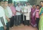 माजी सैनिक सुभाष परब यांच्या घरी जाऊन भाजप सिंधुदुर्गकडून सन्मान 