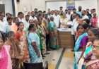 मालवणचा आठवडा बाजार पूर्ववत मुख्य बाजारपेठेत नेण्याच्या मागणीसाठी व्यापारी आक्रमक....नगरपालिकेवर काढला धडक मोर्चा