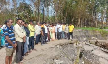 तातडीच्या उपाय योजनेसाठी जिल्हाधिकारी यांची भेट घेणार : आ.वैभव नाईक.  तोंडवळीतील उध्वस्त जेटीची आ. वैभव नाईक यांनी केली पाहणी.