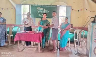 पाटकर हायस्कूल येथे क्रांती दिन साजरा.