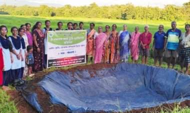 तोंडवली येथे ग्रामीण कृषी उद्योजकता जागरुकता विकास योजनेअंतर्गत शेततळ्याचे प्रात्यक्षिक.