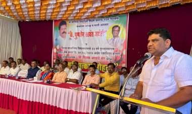 कै. पुष्पसेन सावंत यांच्या सारखा लोकप्रतिनिधी बनणे हीच खरी त्यांना श्रद्धांजली : आ.वैभव नाईक.  डिगस येथे कै. पुष्पसेन सावंत जयंती कार्यक्रम व मुख्याध्यापक दिपक आळवे यांचा नागरी सत्कार सोहळा संपन्न.