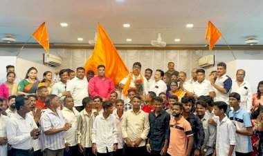 भाजपचे आचरा गावचे माजी सरपंच मंगेश उर्फ जिजा टेमकर व माजी सरपंच प्रणया टेमकर यांसह शेकडो कार्यकर्त्यांचा आ.वैभव नाईक यांच्या उपस्थितीत शिवसेनेत प्रवेश.