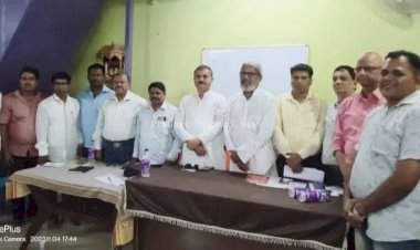 ओबीसीच्या आरक्षणाला धक्का न लावता मराठा समाजाला आरक्षण द्या.  ओबीसी व आरक्षित समाज महासंघाची मागणी.