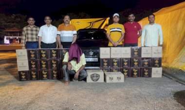 मळेवाड येथे बेकायदेशीर दारू वाहतूक प्रकरणी एकाला अटक.  एकुण १० लाख २४ हजाराचा मुद्देमाल जप्त.