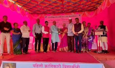 राष्ट्रीय पुरस्कार मिळाल्याबद्दल सामाजिक कार्यकर्ते बबली राणे यांचा सत्कार.