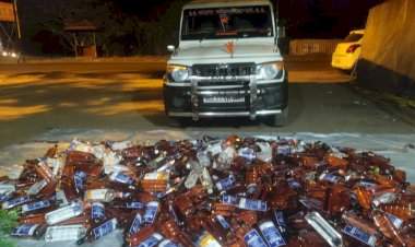 बेकायदा दारू वाहतुकीवर राज्य उत्पादन शुल्क विभागाची मोठी कारवाई; एकूण ८ लाख ५० हजारांचा मुद्देमाल जप्त.