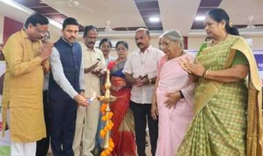 डिजीटल प्लॅटफॉर्मच्या माध्यमातून महीलांना आपल्या व्यवसाय वाढीसाठी जिल्हा बँक कायम मदत करेल: मनिष दळवी.  ई-कॉमर्स व्यवसाय कार्यशाळेचे ओरोस येथे आयोजन.