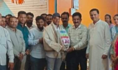 आगामी काळात होणाऱ्या निवडणुकात संघटना वाढवण्यासाठी नार्वेकरांनी प्रयत्न करावे: सचिन वालावलकर.  किनारपट्टी भागातील शिवसेना तालुका प्रमुखाची जबाबदारी काशिनाथ नार्वेकर यांच्याकडे.