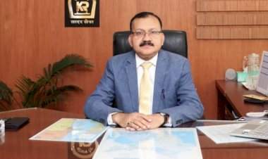 कोकण रेल्वेच्या व्यवस्थापकीय संचालकपदी संतोष कुमार झा.