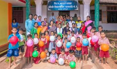 आदर्श शाळा जोशी विद्यामंदिर जामसंडे नं १ मध्ये इयत्ता पहिलीच्या वर्गात विद्यार्थ्यांचा प्रवेश सोहळा उत्साहात साजरा.