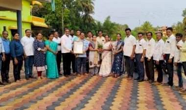 शिक्षक भारती सिंधुदुर्गच्या वतीने प्राध्यापक प्रवीण बांदेकर यांचा सेवानिवृत्तीपर सत्कार.