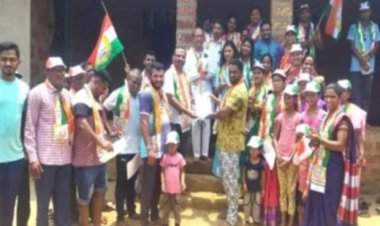 पाडलोस ग्रामस्थांचा अर्चना घारे परब यांच्या उपस्थितीत राष्ट्रवादी काँग्रेस पक्षात प्रवेश.