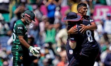 नवख्या अमेरिकन संघाने पाकिस्तानला चारली धुळ; पहिल्याच सामन्यात पाकिस्तानचा लाजीरवाणा पराभव.  अमेरिकेने सुपर ओव्हरमध्ये सामना जिंकत रचला इतिहास.