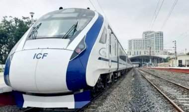 कोकण रेल्वे मार्गावरील वंदे भारत, तेजस एक्सप्रेस सोमवारपासून तीनच दिवस धावणार.  कोकण रेल्वे मार्गावरील पावसाळी वेळापत्रकामुळे झाला बदल.