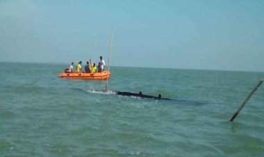 बिहारमध्ये गंगा नदीत बोट बुडाली; ११ जणांचे प्राण वाचले; ६ जण बेपत्ता.