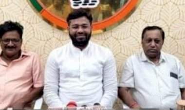 सामाजिक कामात ‘इंटरेस्ट’ आत्ताच विधानसभेवर चर्चा नको : विशाल परब.