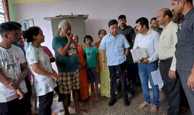 अतिवृष्टी झालेल्या भागाची खा.नारायण राणे यांनी केली पाहणी.