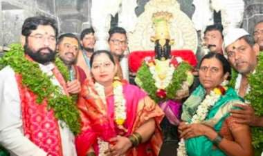 मुख्यमंत्री एकनाथ शिंदे यांच्याहस्ते सपत्नीक विठुरायाची शासकीय महापूजा संपन्न.