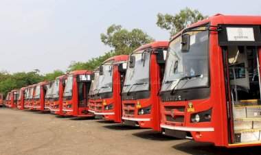 गणेशोत्सवासाठी एसटी महामंडळाकडून कोकणात ४३०० जादा बसेस सोडण्याचा निर्णय; प्रवाशांचं ऑनलाईनही बुकिंग होणार.