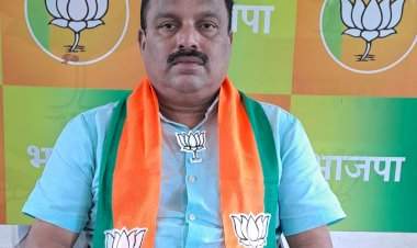 भाजपातर्फे सिंधुदुर्ग जिल्हयात घरोघरी तिरंगा; जिल्ह्यातील प्रत्येक घरांवर राष्ट्रध्वज लावण्याचा संकल्प.  भाजपा च्या ‘हर घर तिरंगा’ सिंधुदुर्ग जिल्हा संयोजक पदी प्रसंन्ना उर्फ बाळु देसाई यांची निवड.