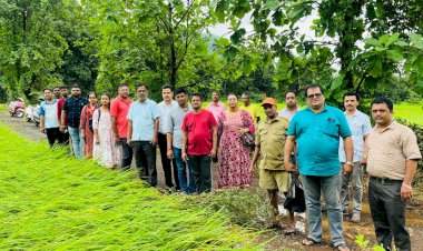 भिरवंडे गांधीनगर येथील नुकसानग्रस्त भागाची शिवसेना उबाठा पदाधिकाऱ्यांनी केली पाहणी.