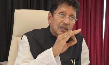 काहीही झाले तरी येथील जनता विकासाच्या मुद्यावर माझ्या पाठिशी - शिक्षणमंत्री दिपक केसरकर