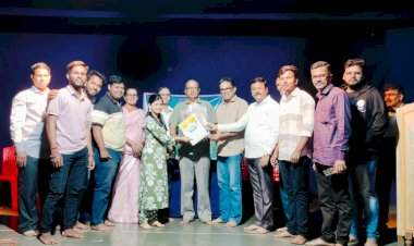 परुळे येथील राज्यस्तरीय एकांकिका स्पर्धेत समर्थ कलाविष्कार ग्रुप देवडची मशाल प्रथम.