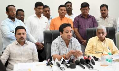 गुणवत्तापूर्ण कामातून जिल्ह्याच्या सर्वांगीण विकासाला प्राधान्य देणार - पालकमंत्री नितेश राणे