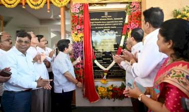 देवगड येथील शासकीय विश्रामगृहाचे पालकमंत्र्यांच्या हस्ते उद्घाटन