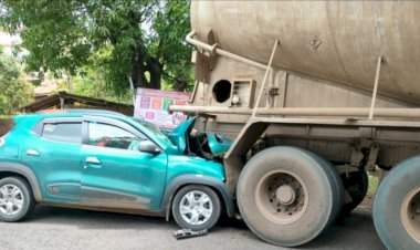 मालवणहून ठाण्याकडे जाणाऱ्या कारला अपघात