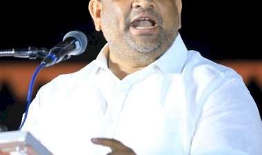 हिंमत असेल तर सिंधुरत्न योजना सुरु करून दाखवावी.......माजी आमदार वैभव नाईक यांचे राणे, केसरकर यांना आव्हान