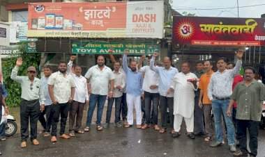 ठाकरे बंधू एकत्र आल्याच्या पार्श्वभूमीवर सावंतवाडीत जल्लोष