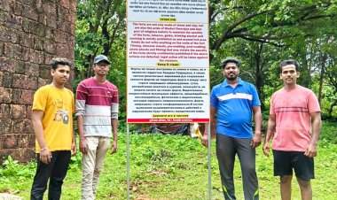 रेडी किल्ले यशवंतगड येथे सूचनाफलकाचे अनावरण  दुर्गरक्षक प्रतिष्ठान रेडी, (शिवप्रेमी यशवंतगड) यांचा उपक्रम