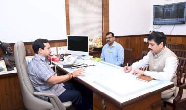 सिंधुदुर्ग हा पर्यटन जिल्हा, बीएसएनएलचे नेटवर्क सक्षम करा.....पालकमंत्री नितेश राणे यांनी घेतली मुंबईत बैठक