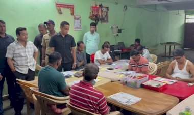 कणकवलीत मटका बुकीवर पालकमंत्री नितेश राणे यांची धाड......अवैध व्यवसाय रोखण्यासाठी पालकमंत्री इन ॲक्शन