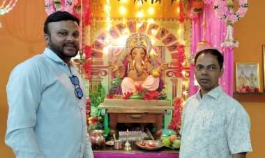 शिवसेना उपतालुकाप्रमुख अक्षय पार्सेकर यांनी घेतले मळगावातील घरगुती गणपती बाप्पांचे दर्शन