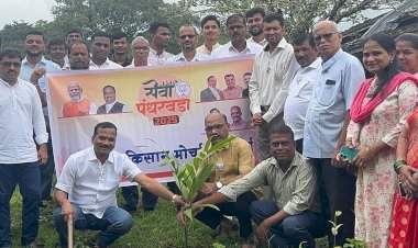 भाजप किसान मोर्चातर्फे पंतप्रधान मोदी यांच्या दीर्घायुष्यासाठी प्रार्थना व वृक्ष लागवड