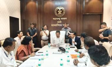 वंचित समाजाच्या विकासासाठी दोन कोटींचा निधी जाहीर .....सामजिक न्याय मंत्री नामदार शिरसाट यांच्या दालनात बैठक झाली संपन्न