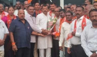 जिल्हा परिषद, पंचायत समिती निवडणुका शिवसेना स्वबळावर लढवणार – संजू परब.......मळेवाड येथे ठाकरे शिवसेनेच्या कार्यकर्त्यांचा शिवसेनेत प्रवेश