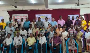 कोकण संस्थेकडून ६० दृष्टिहीनांना पांढरी काठी वाटप......स्वावलंबन आणि आत्मविश्वास वाढवण्याचा उपक्रम