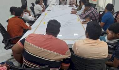 देवगडमध्ये माजी आमदार राजन तेली यांची शिवसेनेतील पहिली संघटनात्मक बैठक उत्साहात