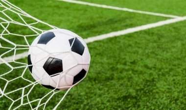 सिंधुदुर्ग जिल्हास्तरीय फुटबॉल निवड चाचणी १ नोव्हेंबर रोजी.....जास्तीत जास्त खेळाडूंनी सहभागी व्हावे - जिल्हा क्रीडा अधिकारी नीलिमा अडसूळ