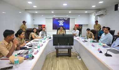 निती आयोगाच्या शिष्टमंडळाची पोलिस अधीक्षक कार्यालयाला भेट.....सिंधुप्रहरी कार्यप्रणालीची जाणून घेतली माहिती......परिवहन विभागानेही केले सादरीकरण