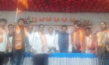 माजी नगरसेवक नागेश उर्फ पिंटू गावडे शिवसेनेत