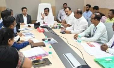 वन विभागातील मत्स्य तलाव मत्स्यव्यवसाय विभागाकडे वर्ग करा.....मंत्री नितेश राणे यांची वनमंत्र्यांकडे मागणी