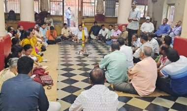 वेंगुर्लेत  हिंदु नववर्ष स्वागत यात्रेच्या नियोजनासाठी सभा उत्साहात संपन्न....नववर्ष स्वागत यात्रेचा शुभारंभ शंखनादाच्या मंगल ध्वनीने होणार